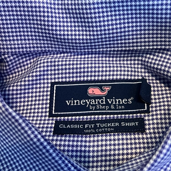 Vineyard Vines Button Up Dress Shirt - Picture 2 of 6